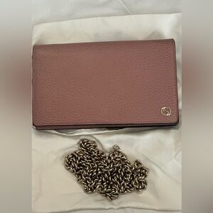 Gucci Dusty Pink Leather Crossbody with Gold Chain